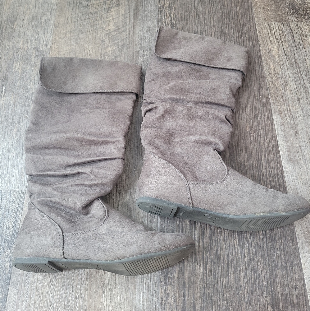 Grey Boots Size 9